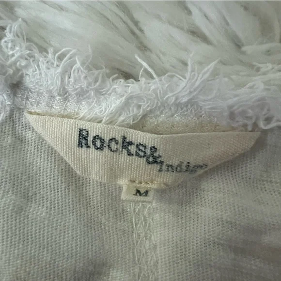 Rocks & Indigo Henley Tee - Picture 9 of 11